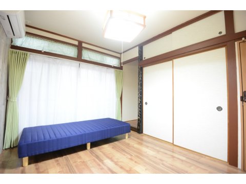 101号室　¥33,800円
