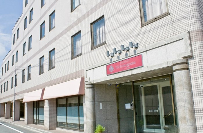 駅1分!女性専用 建物はRC造 完全個室!
全室ユニットバス付きだから生活しやいです♪
6か月以上賃貸プラン 賃料¥40000円~
ネット無料!ユニットバス・家具付!
エントランスはオートロック(24時間出入可)
保証人不要6か月以上賃貸プランは賃料+5000円!
1か月からご利用可能な保証人不要マンスリープランは
61000円~お部屋をご用意しております。
平日は毎日共有部スタッフによる清掃&消毒が入るため、とても綺麗です。
コロナ感染症予防対策実施中!