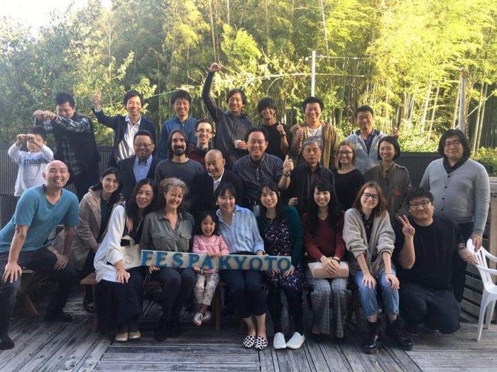 起業家シェアハウスFespa京都はスキルアップや国際交流に関心のある方が交流を楽しめるシェアハウスです。
10㎡の単身者向け個室と60㎡の家族向けアパートメントが共存するとても新しいスタイルをぜひお楽しみください♪